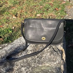 Coach vintage leather city bag